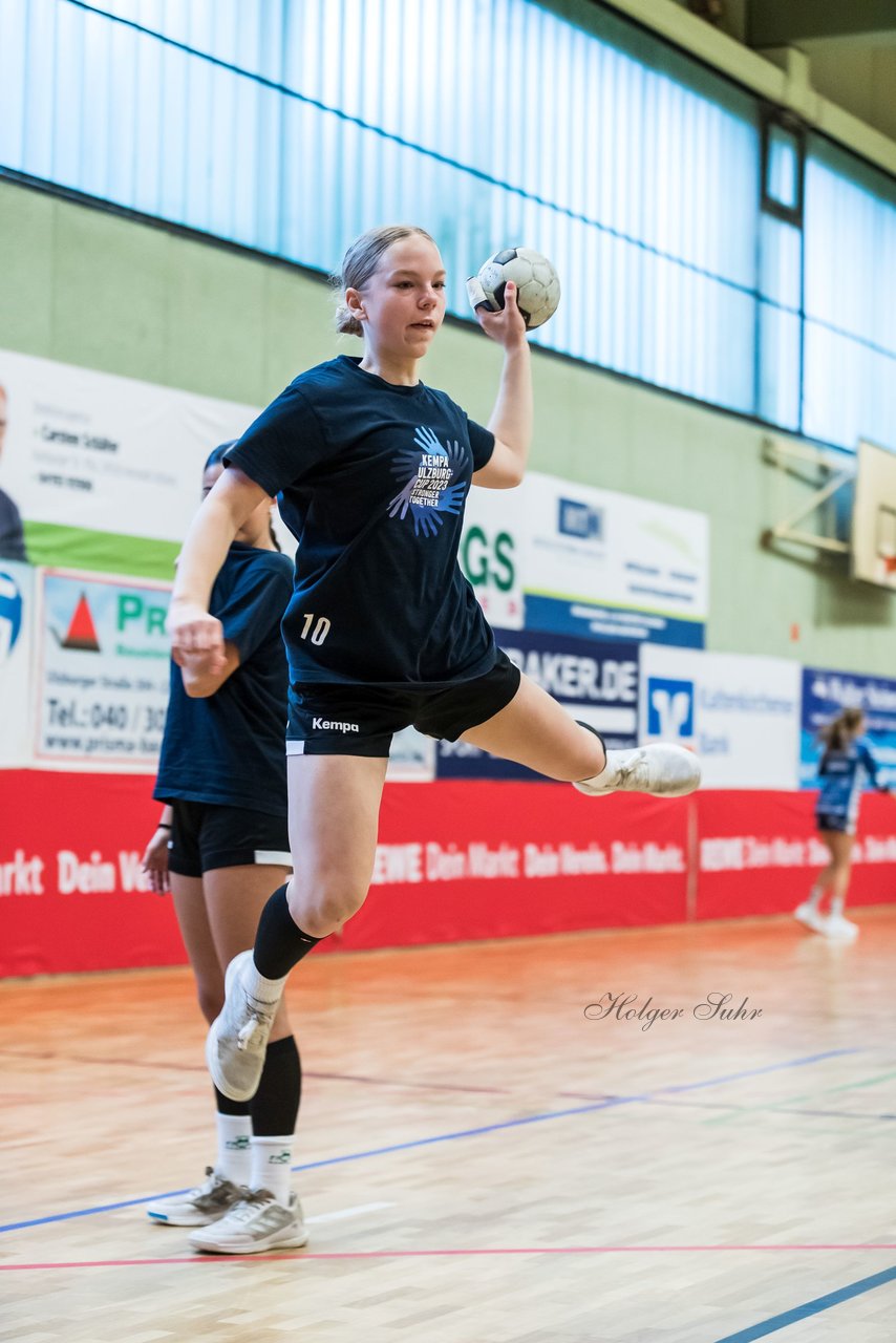 Bild 69 - wCJ SV Henstedt Ulzburg - SG HH-Nord : Ergebnis: 24:24